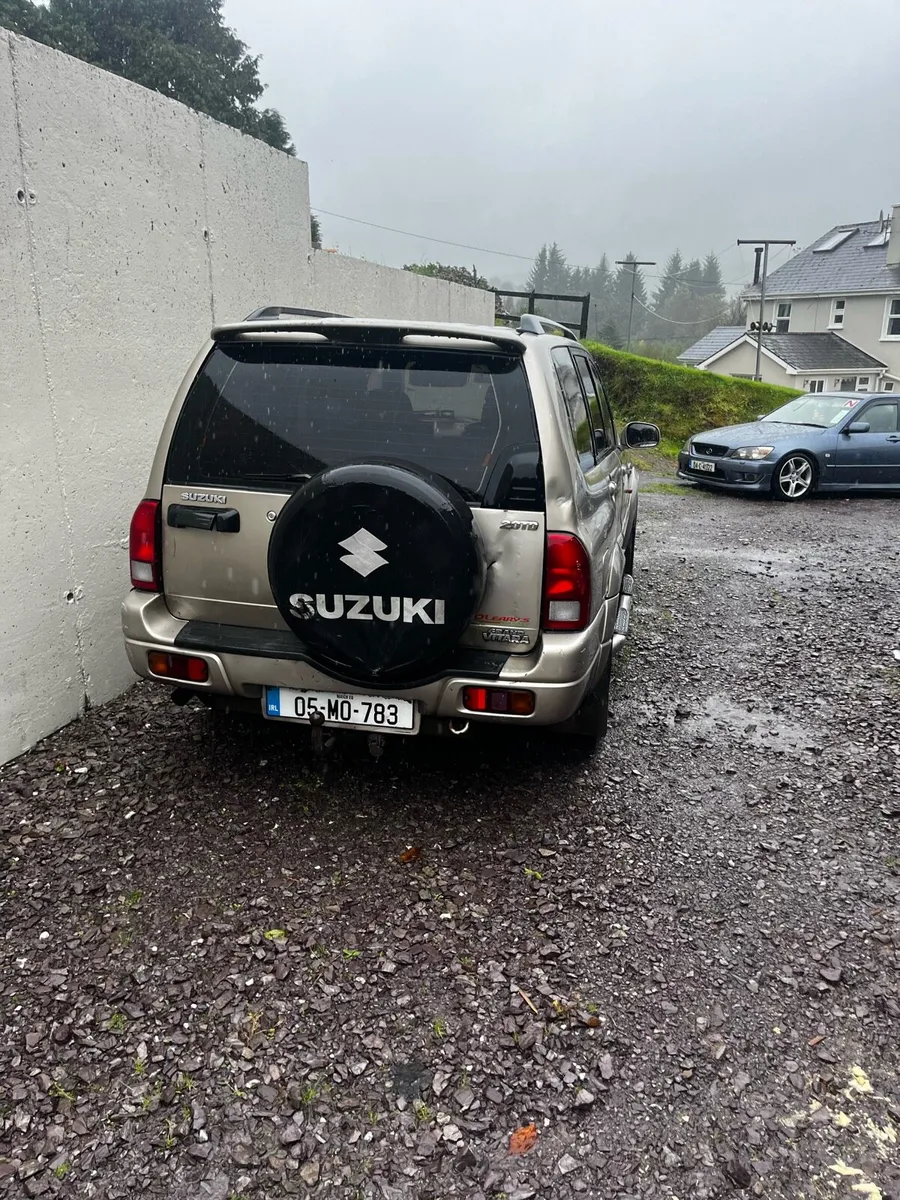 Suzuki Grand Vitara XL7 - Image 1