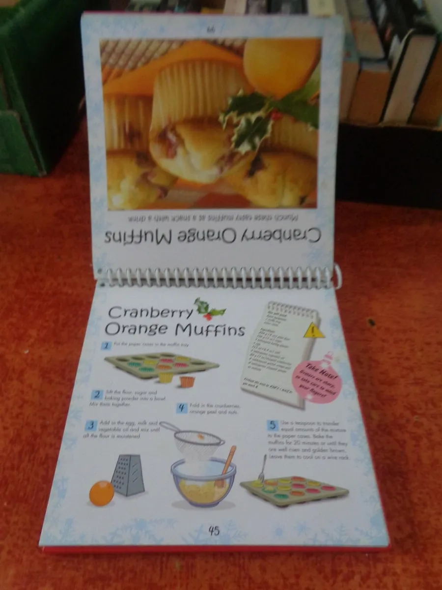 Christmas Cakes and Cookies Book for Sale - Image 3