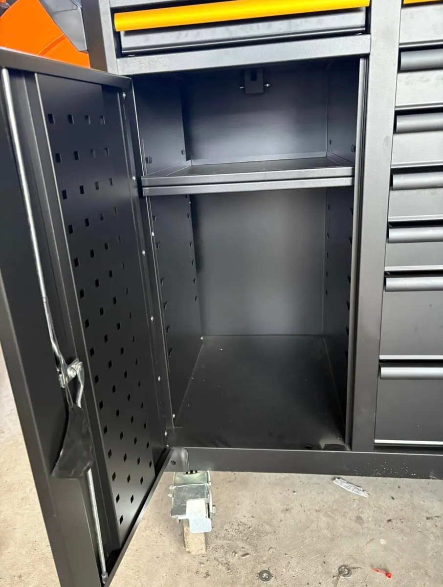 Job site tool chest - Image 3