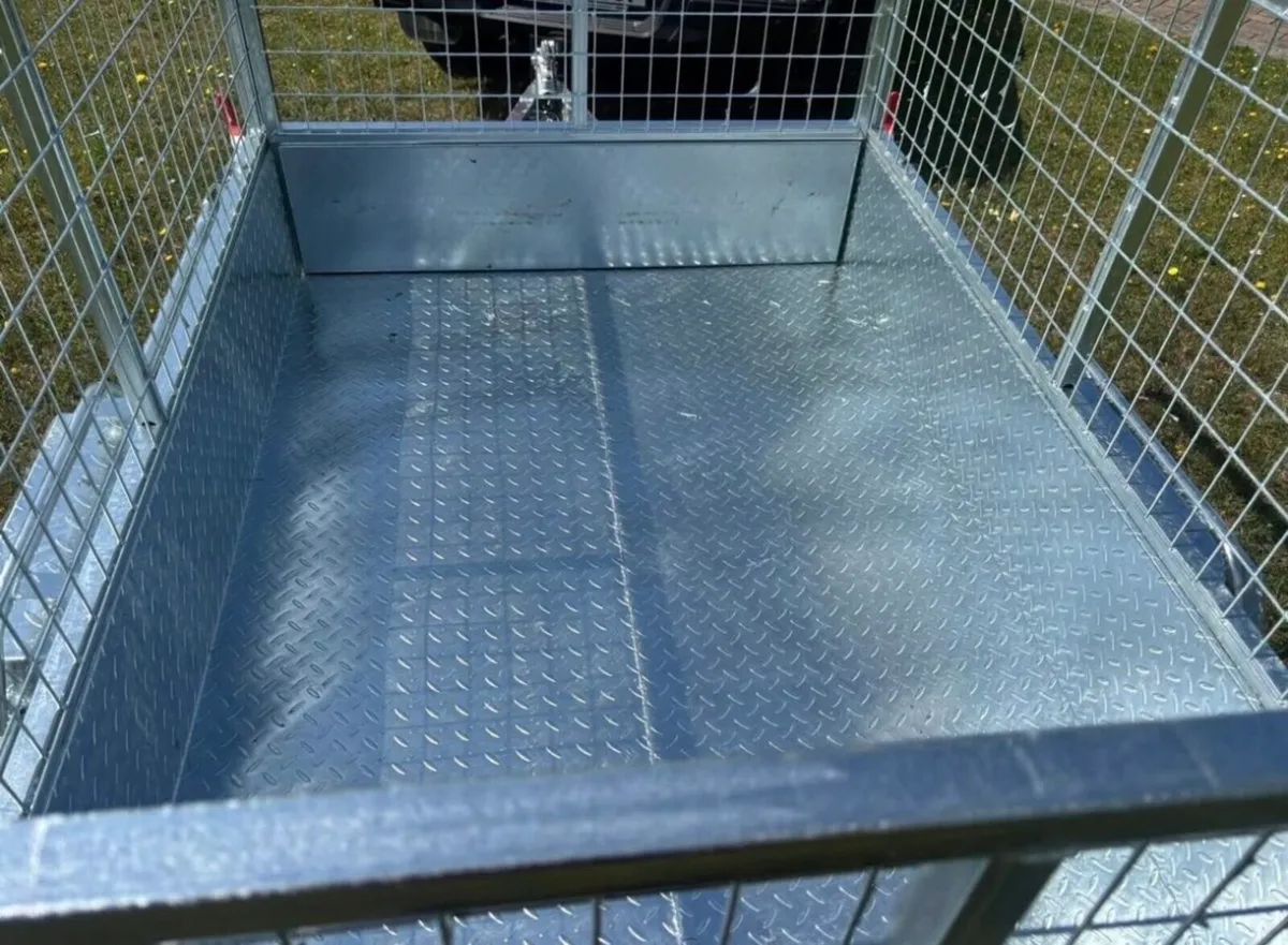 !!! 7x4 CAR TRAILER !!! MANUAL TIPPER - Image 3
