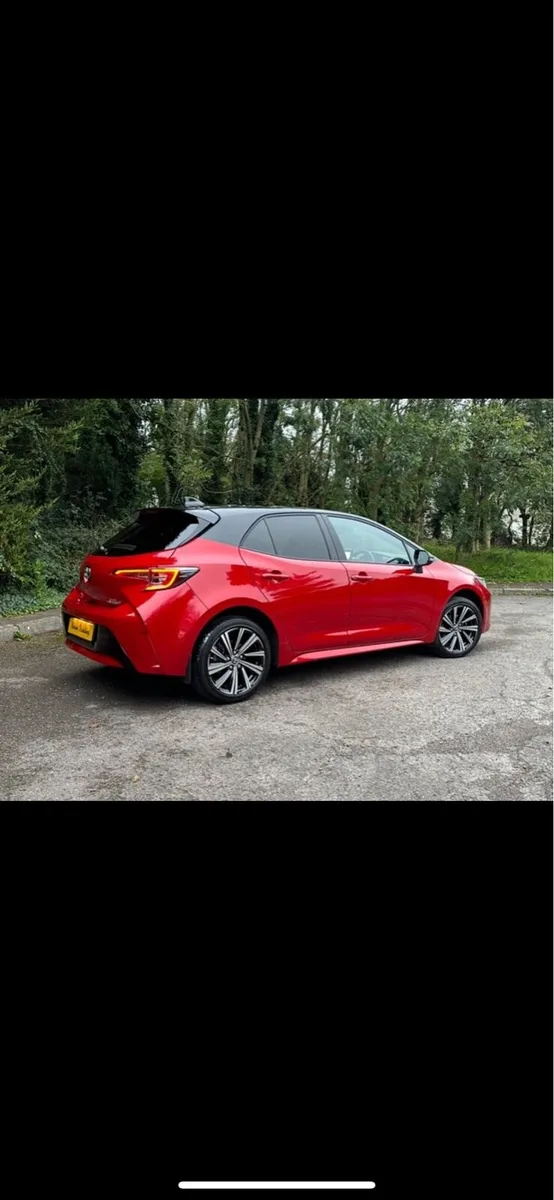 Toyota Coralla 1.8 Luna Sport - Image 2