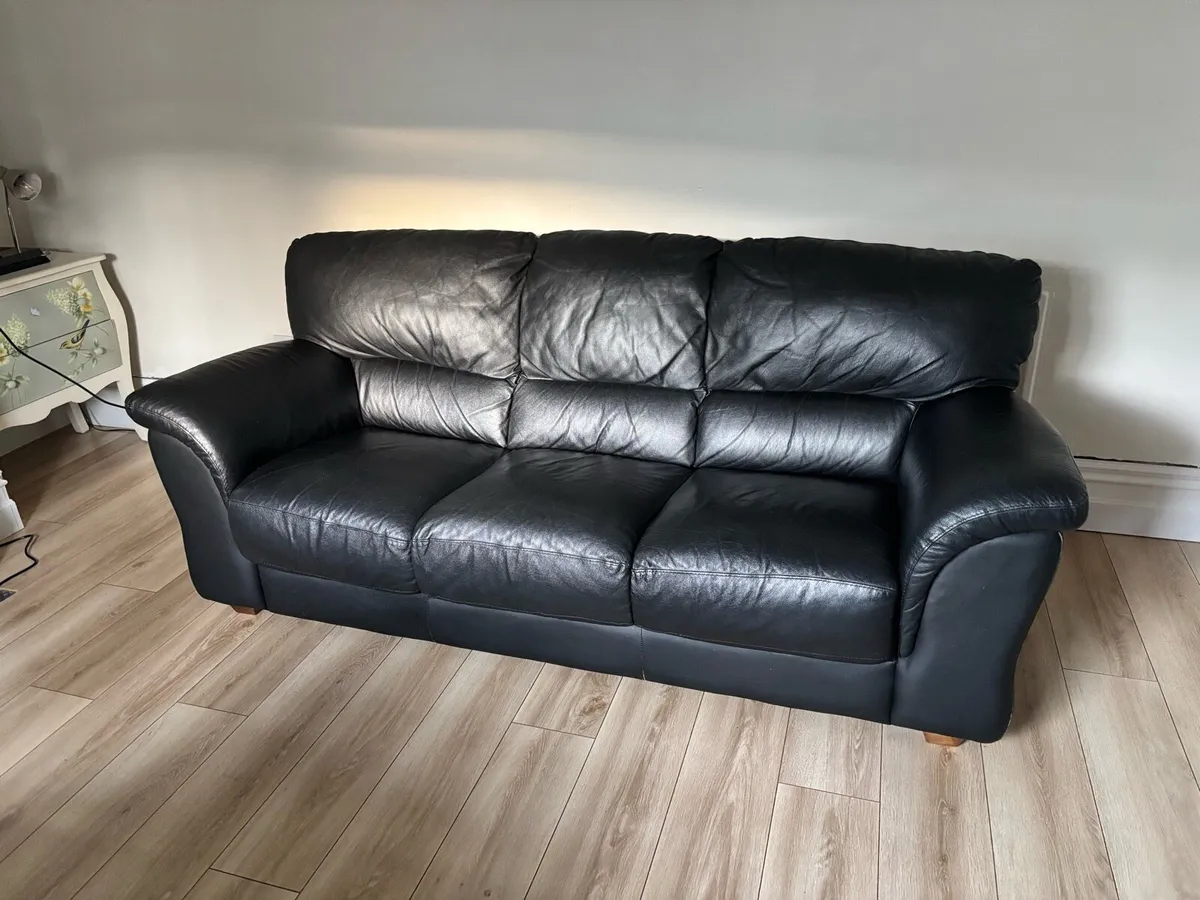 Italian Leather Sofa and Armchairs - Image 1