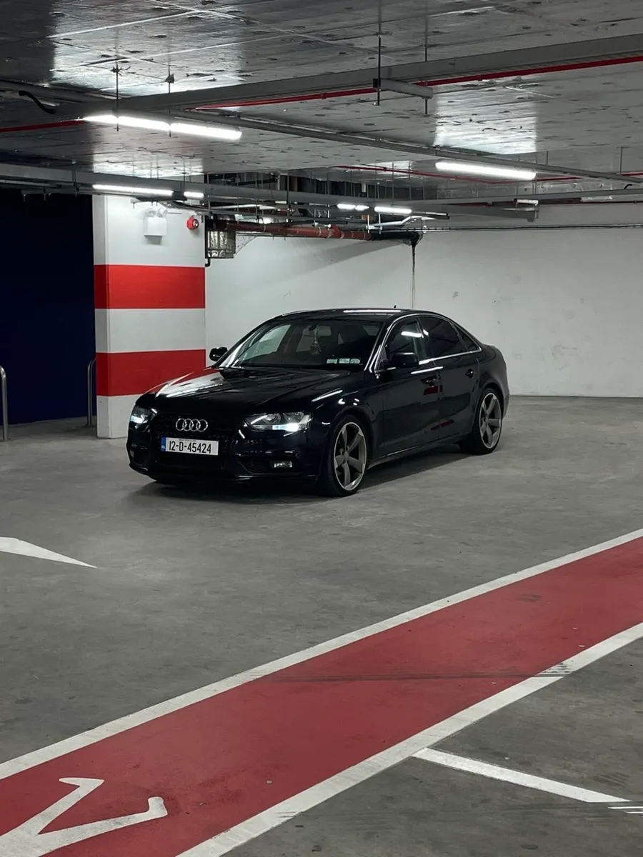 Audi A4 B8.5 - Image 1