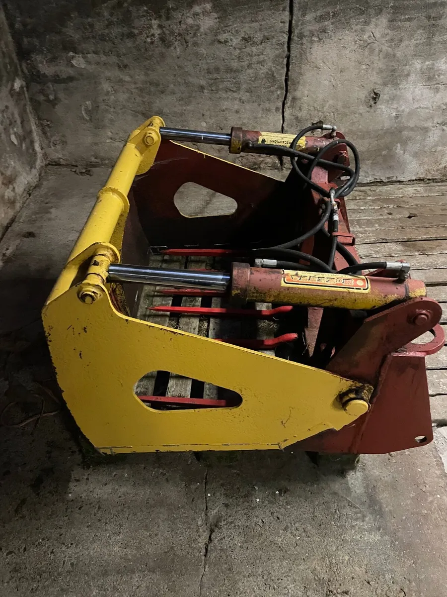 Mc Kenna Shear grab - Image 3