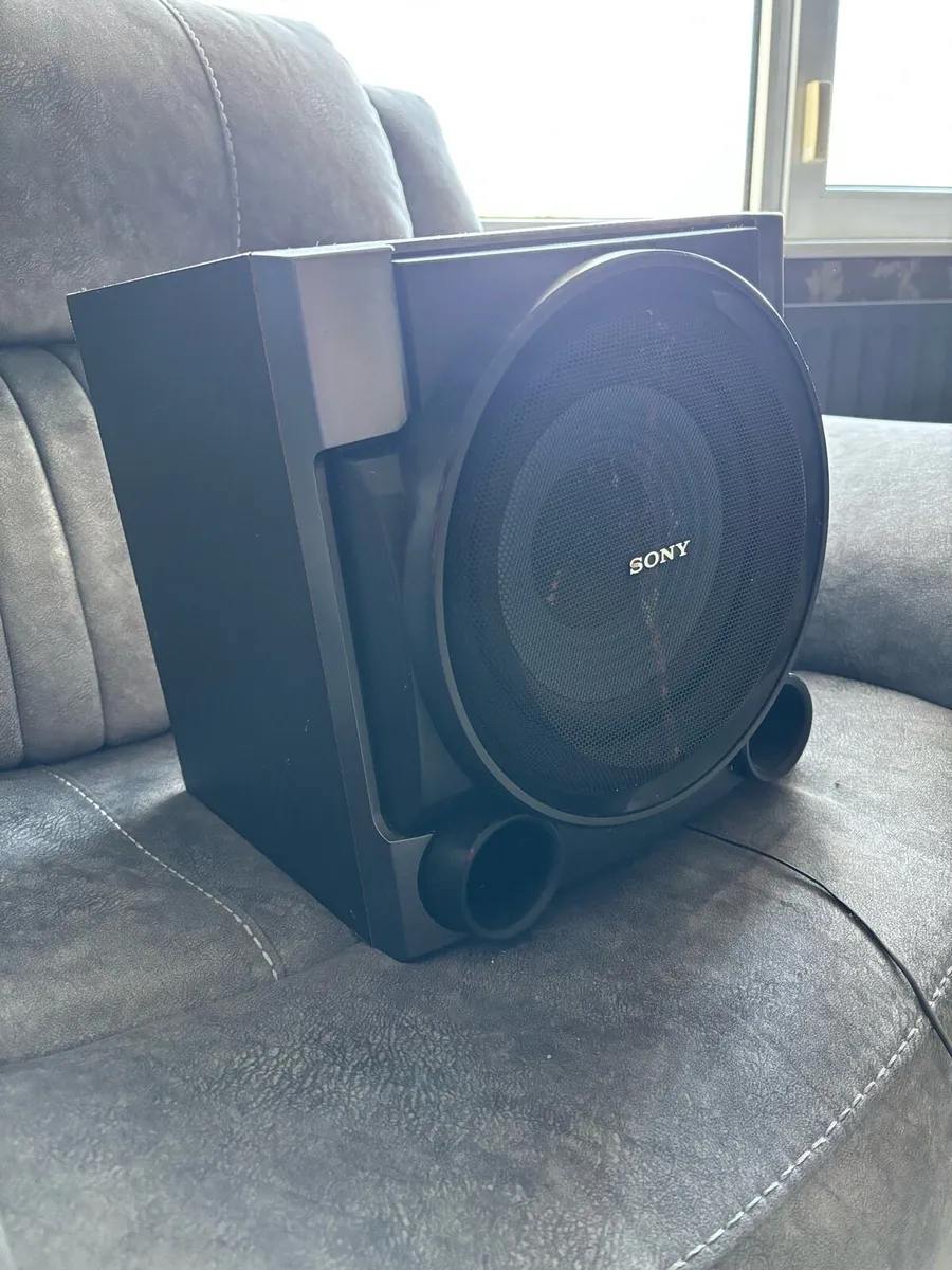 Speakers woofer and computer speakers - Image 1