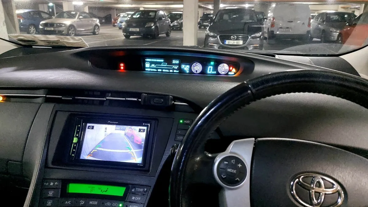 Toyota Prius 2010 - Image 3