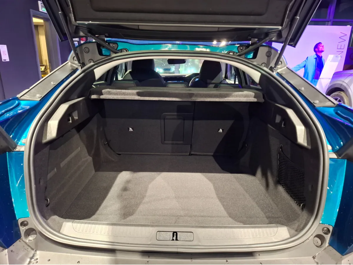 Peugeot 408 HYBRID 145BHP e-DCS6 - Image 2