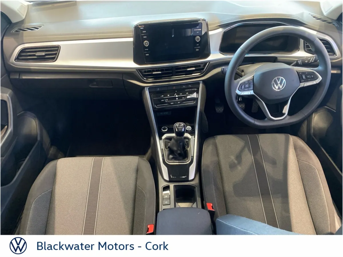 Volkswagen T-Roc 2.0TDI 116BHP EDITION 75 - Image 3
