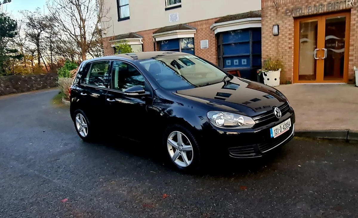 VW Golf 1.2 Automatic - Image 2