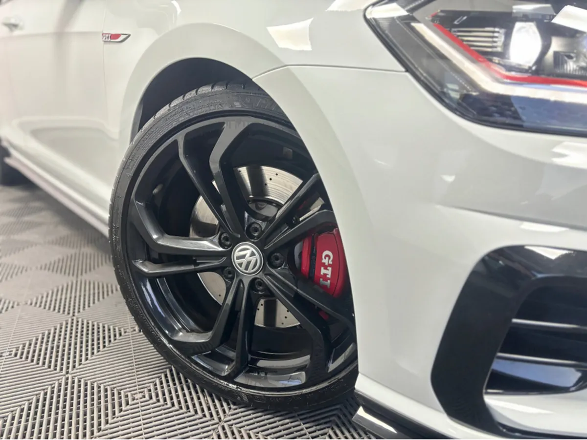 Volkswagen Golf VOLKSWAGEN GOLF GTI TCR*FACTORY AK - Image 3