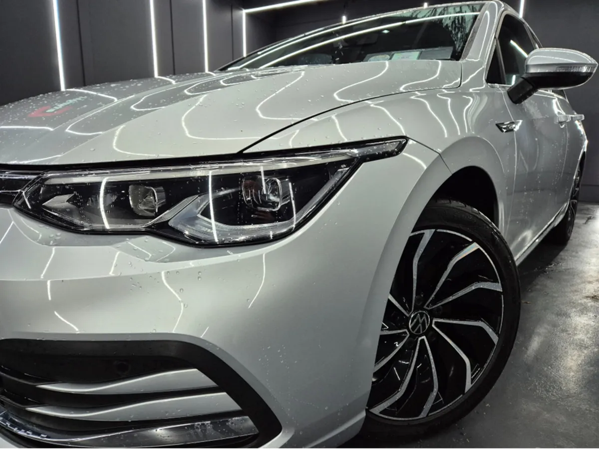 Volkswagen Golf S 1.5 TSI MANUAL 6SPEED FWD 130HP - Image 3