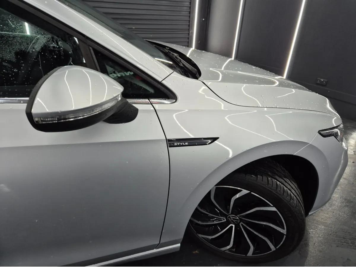 Volkswagen Golf S 1.5 TSI MANUAL 6SPEED FWD 130HP - Image 4