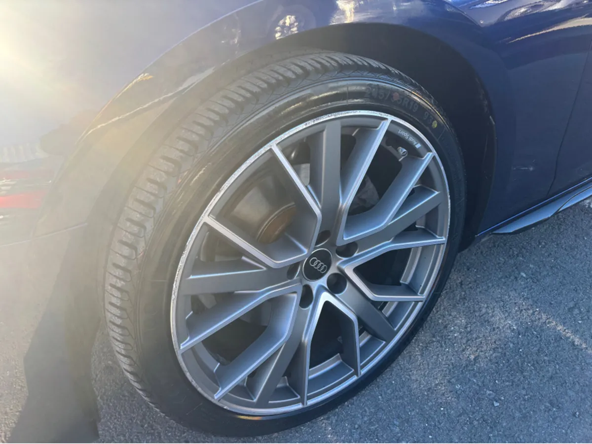 Audi A4 35 TDI 163BHP S 4DR S-TRONIC LINE - Image 4