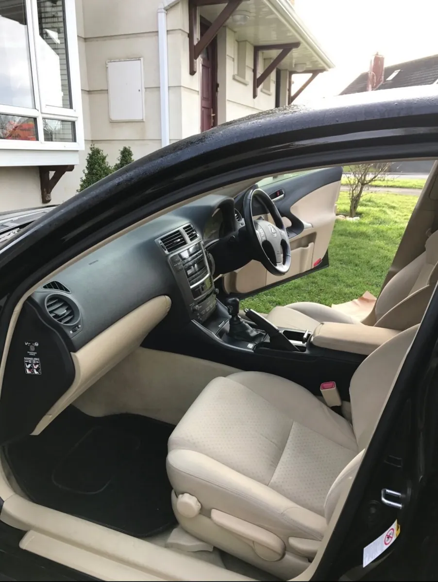 Lexus IS 2008 - Image 4