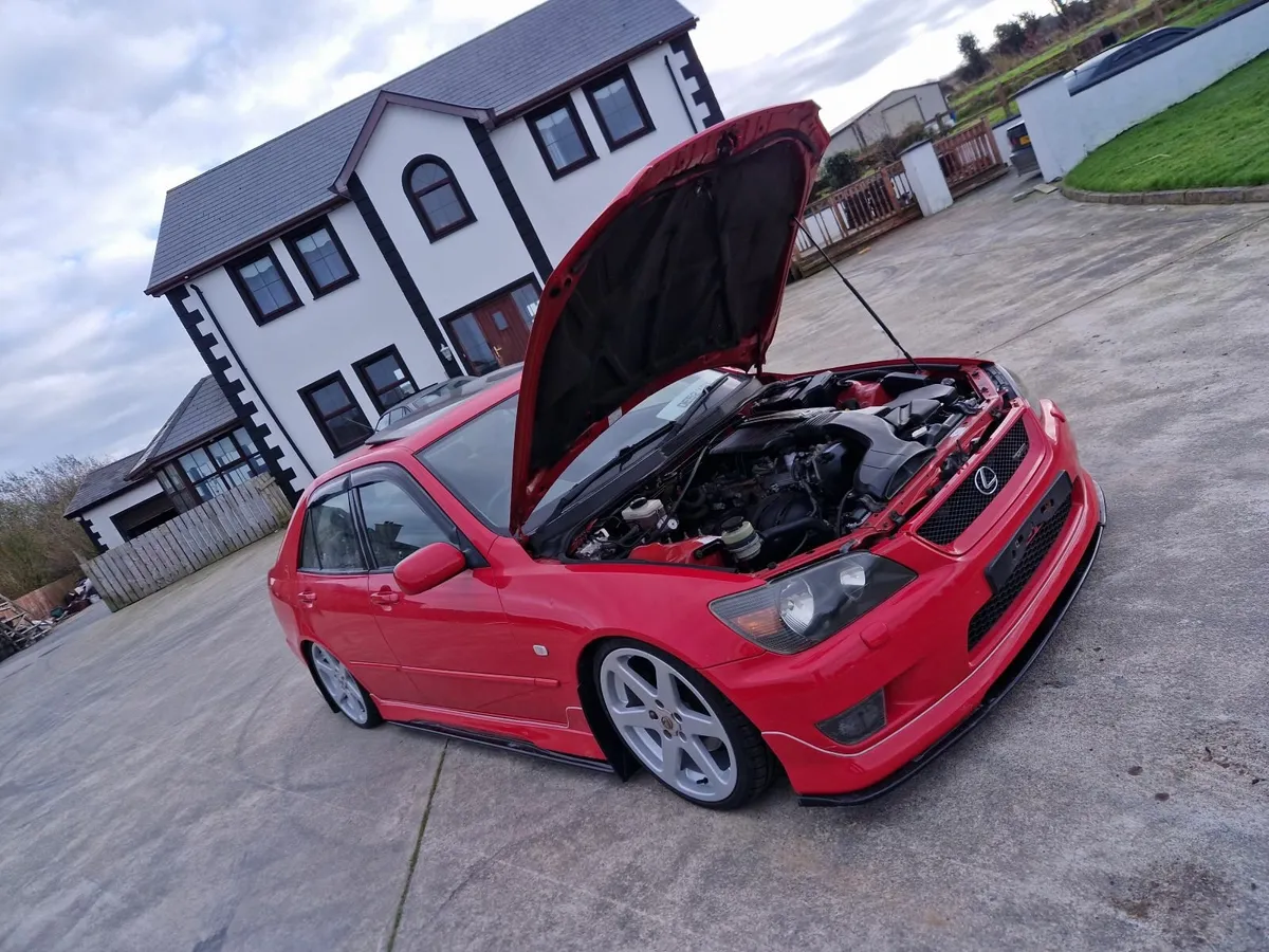 2002 Lexus is200 - Image 2