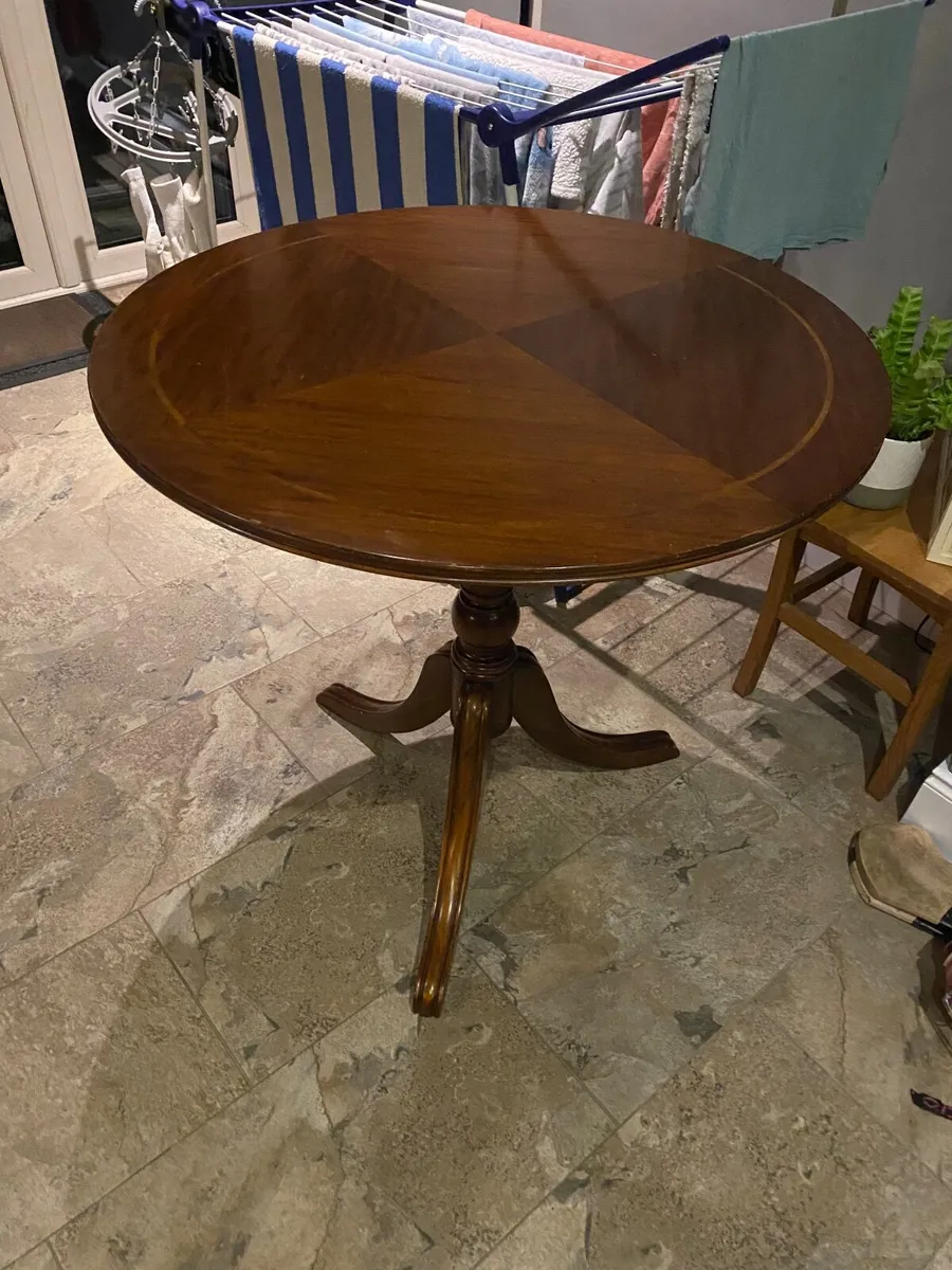 Round vintage mahogany table - Image 3