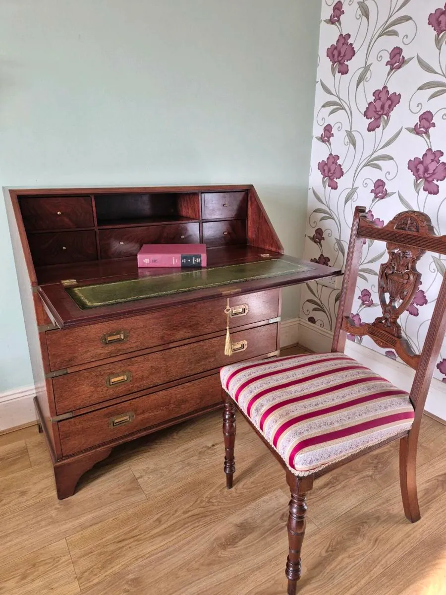 Writing desk - Image 1