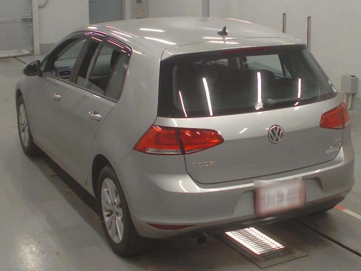 Volkswagen Golf COMING IN NEW YEAR, METALLIC SILVE - Image 4