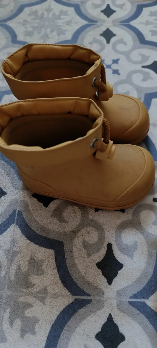 Toddler shoes - Image 4
