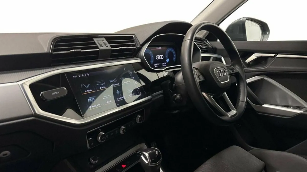 2.0 TDI 35 Sport SUV 5dr Diesel S Tronic Euro 6 (s - Image 4