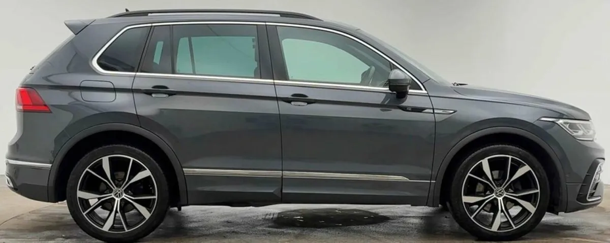 2.0 TDI R-Line SUV 5dr Diesel DSG Euro 6 (s/s) (15 - Image 2