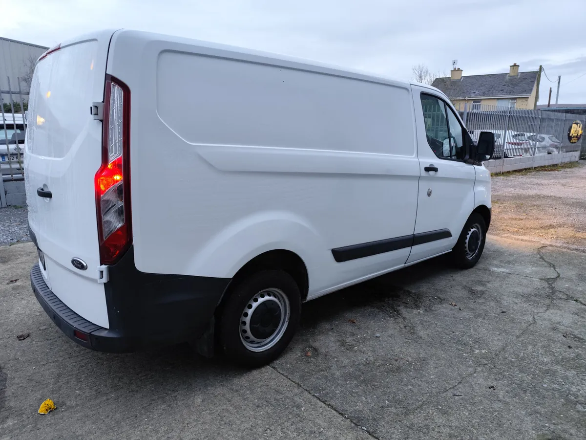 2016 Ford Transit Custom 2.0 tdci swb - Image 4