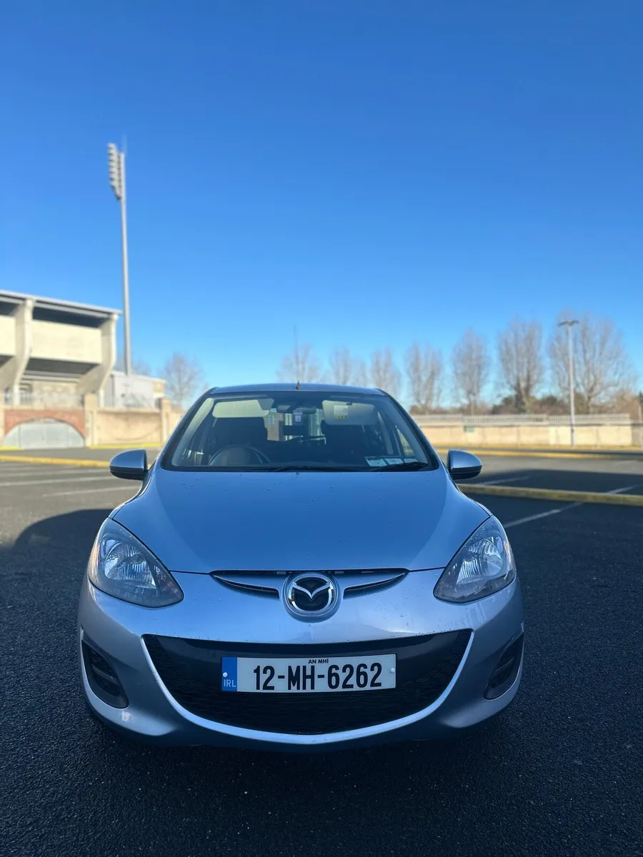 Automatic Mazda Demio - Image 2