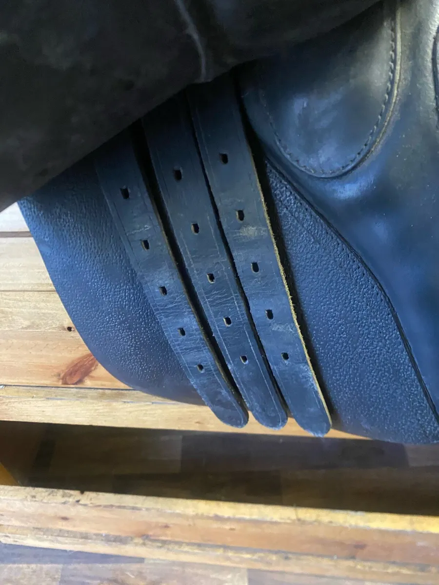 16” pagony black Leather saddle - Image 2
