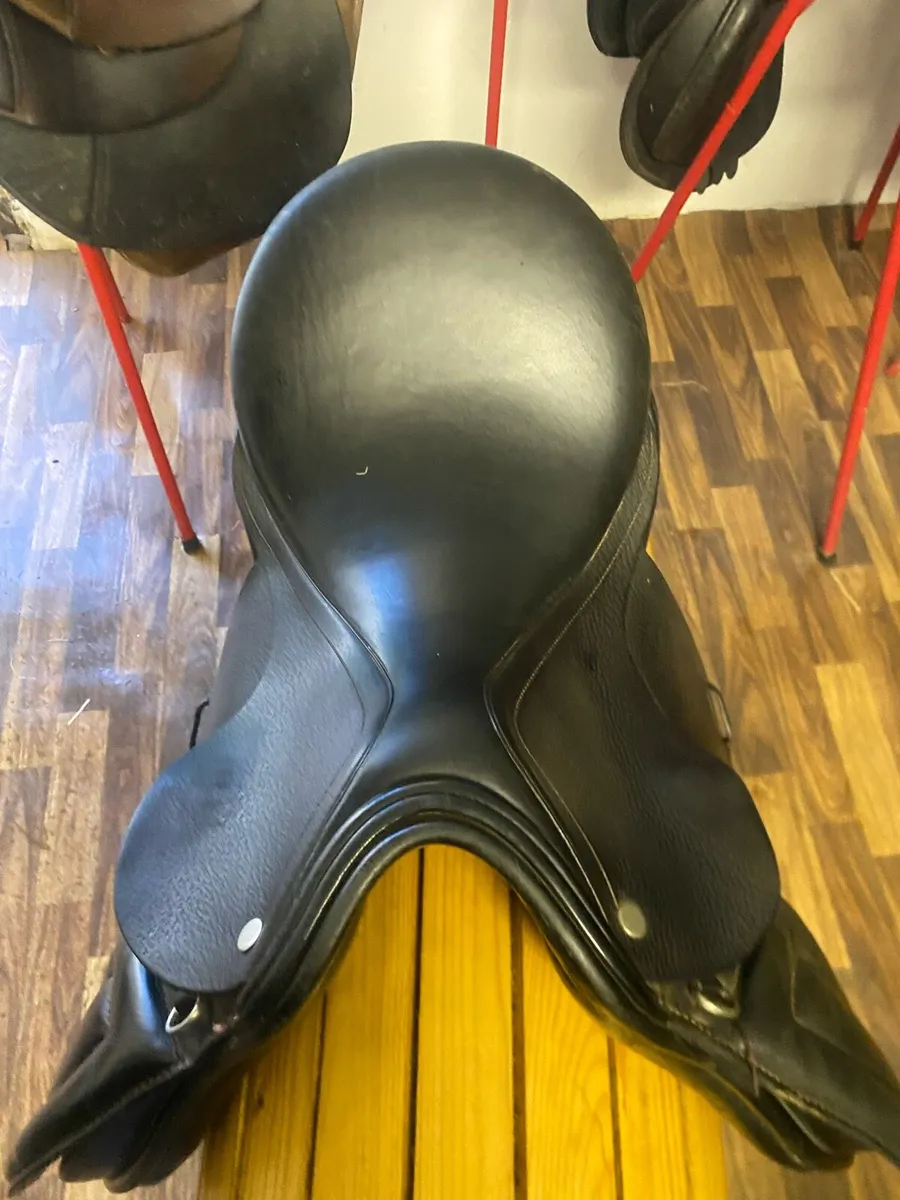 16” pagony black Leather saddle - Image 3