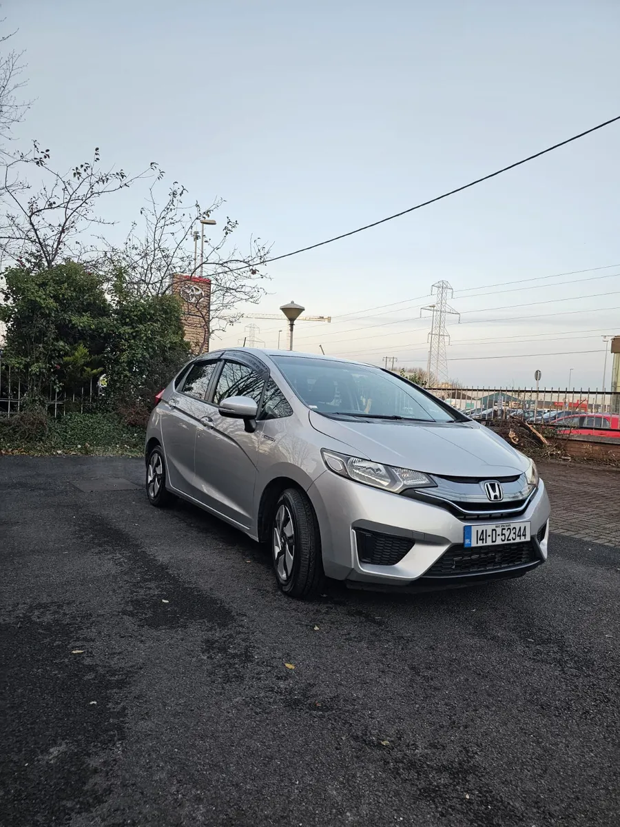 Honda Fit 2014 Automatic Hybrid - Image 3