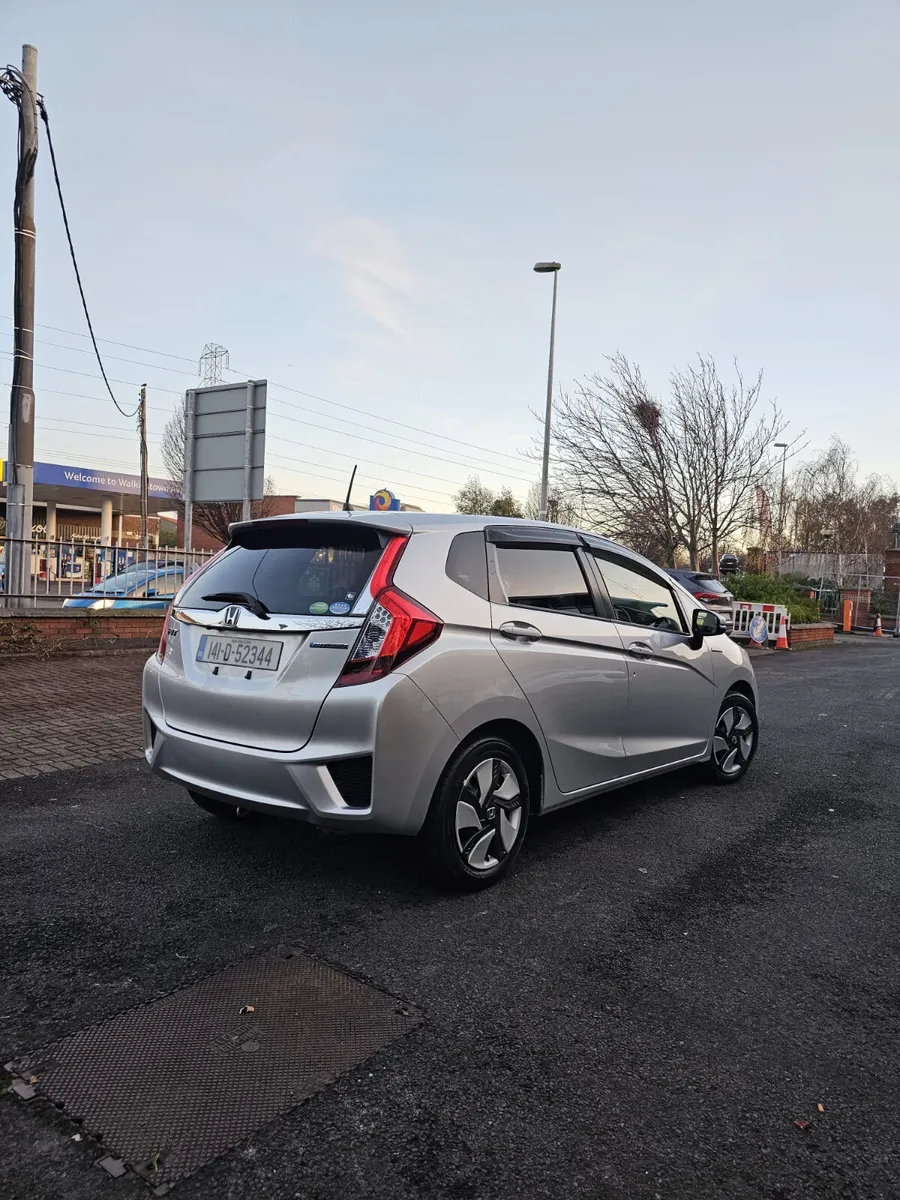 Honda Fit 2014 Automatic Hybrid - Image 2