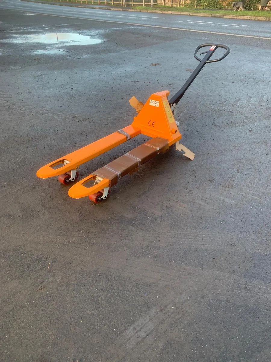 New pallet trucks - Image 2