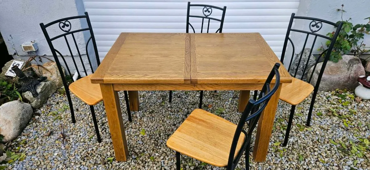 OAK TABLE - Image 1