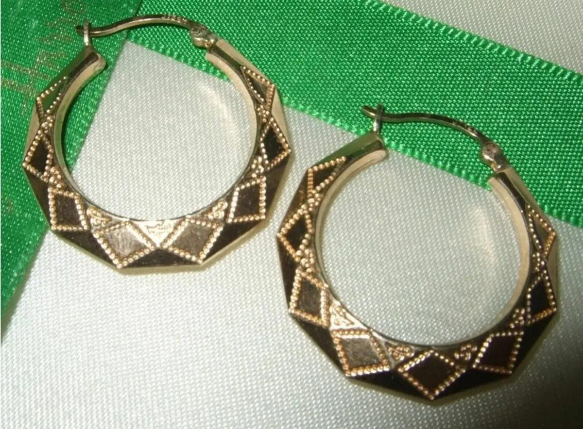 Vintage 9ct Gold Earrings - Image 2