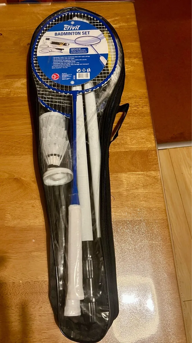 BADMINTON SET - Image 1