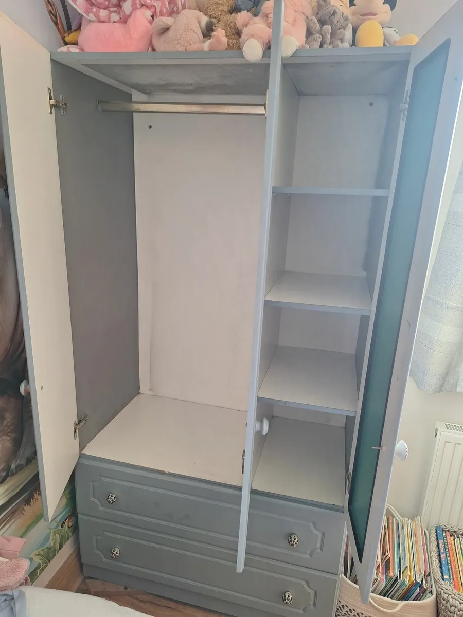 Clothes press - Image 2