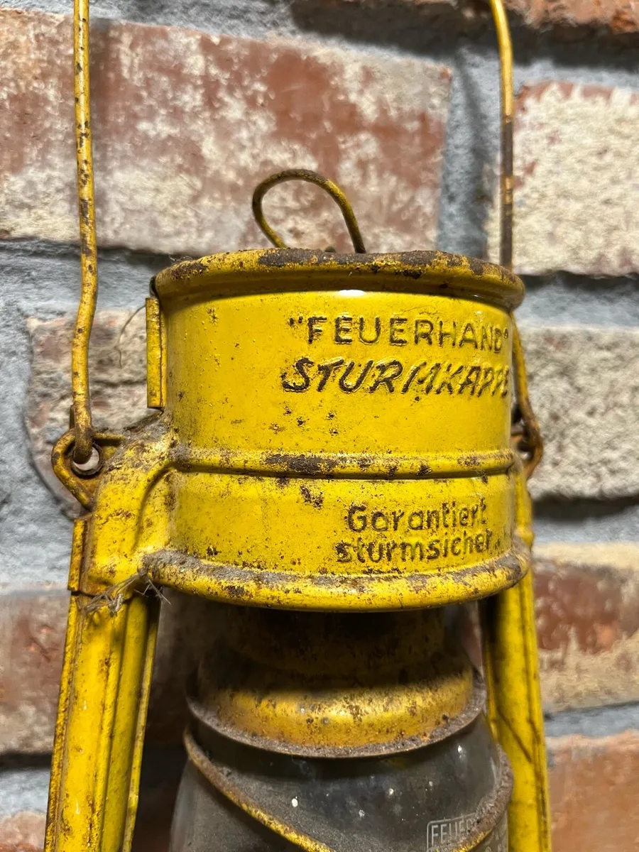 Vintage oil lamp - Image 2