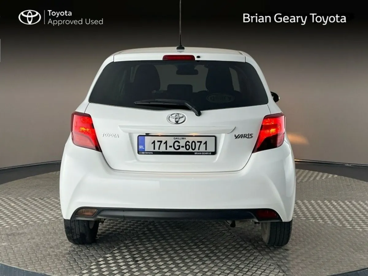 Toyota Yaris 1.0 VVTI ICON - Image 4