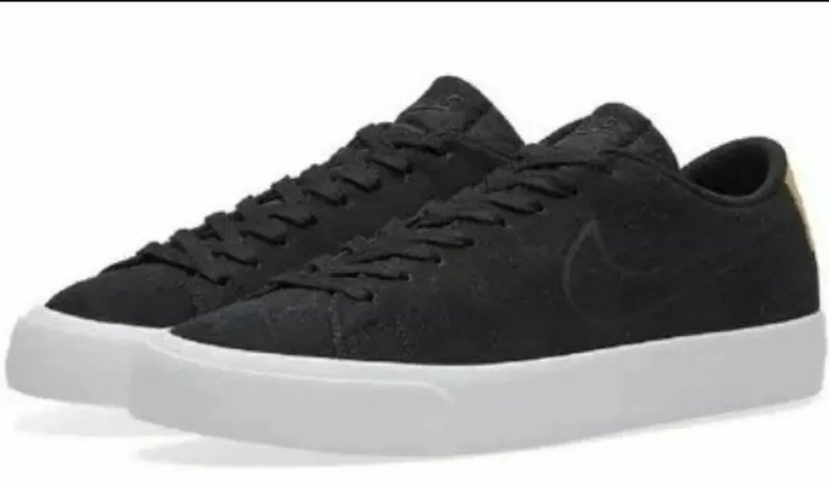 Vintage NIKE Trainers-Suit Lady or Gentleman - Image 1