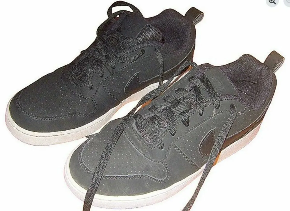 Vintage NIKE Trainers-Suit Lady or Gentleman - Image 4