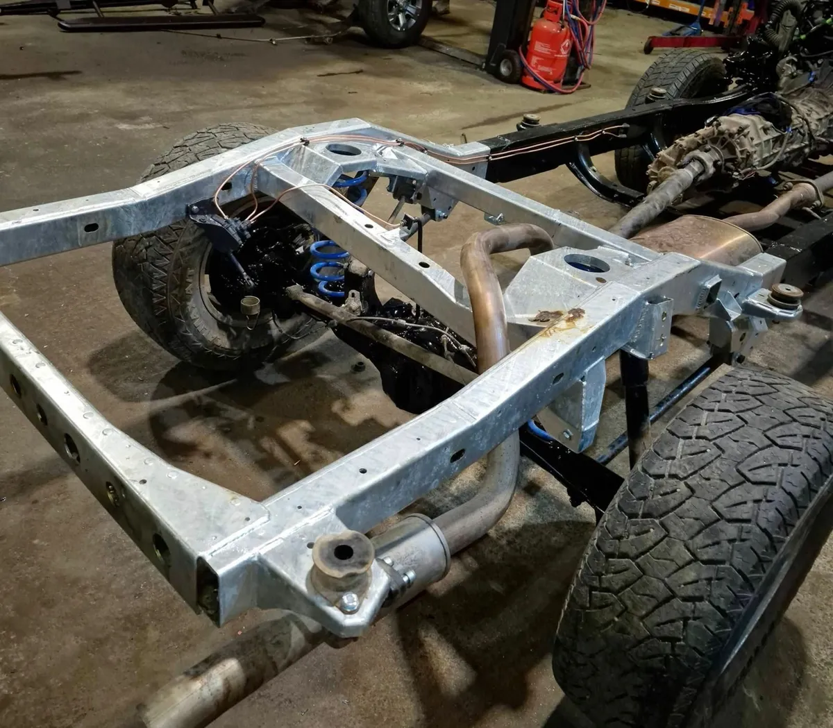 Landcruiser and Hilux Chassis - Image 3