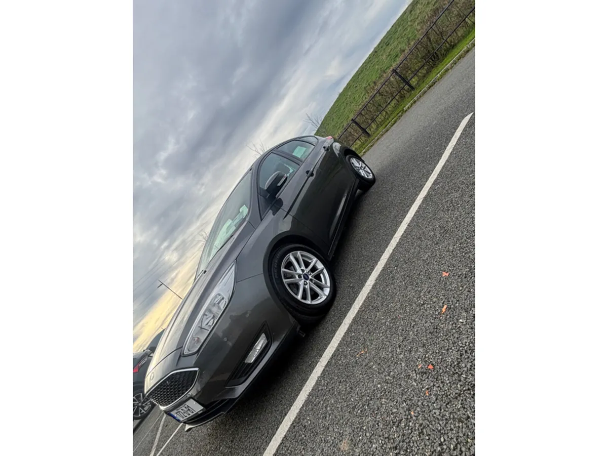 Ford Focus STYLE 1.5 TD 120PS POWER P/SHIFT 4DR - Image 1