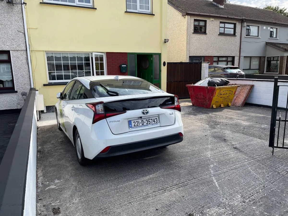 Taxi to rent - Image 4