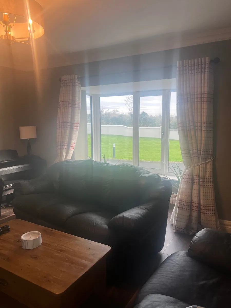 Cream curtains - Image 1