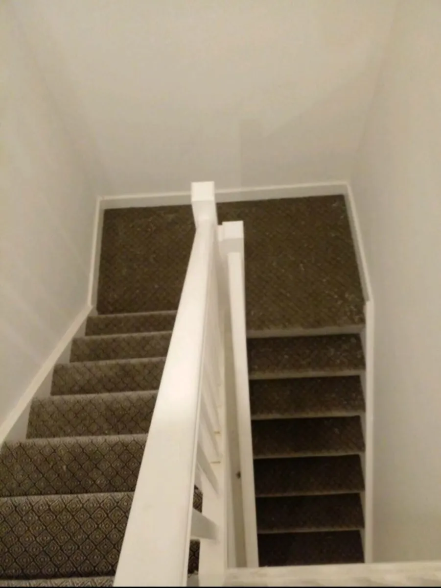 Carpet and wood flooring fitting service - Image 2