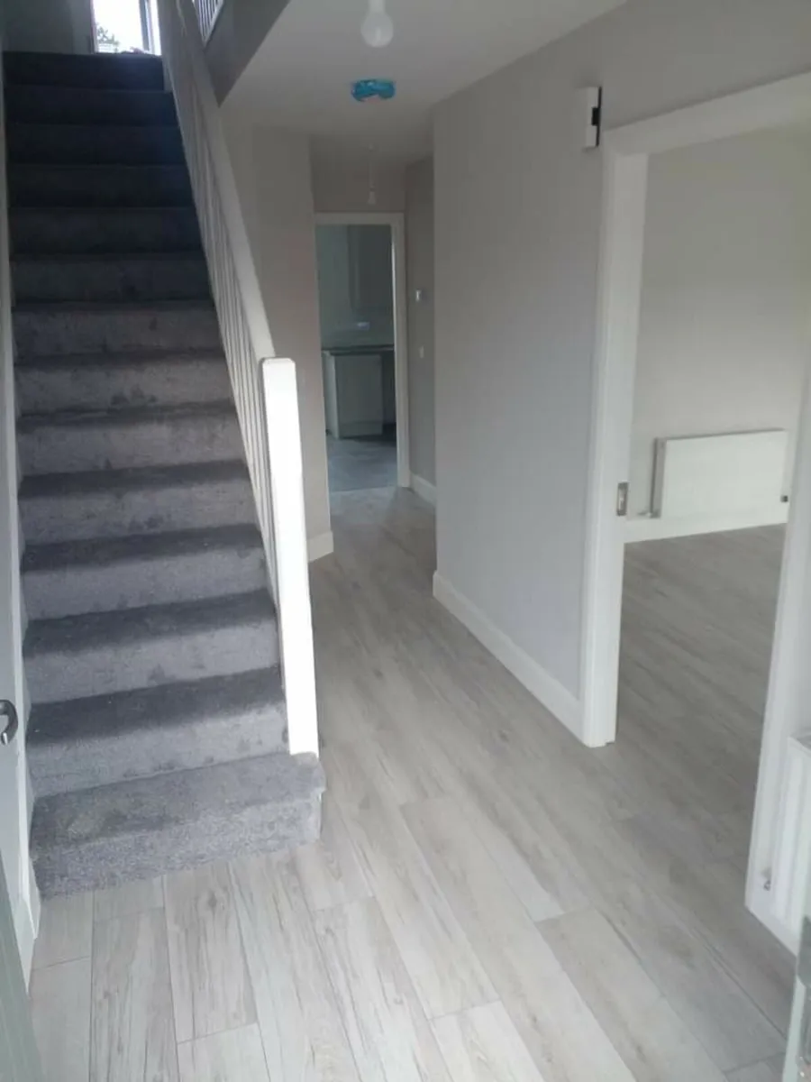 Carpet and wood flooring fitting service - Image 1