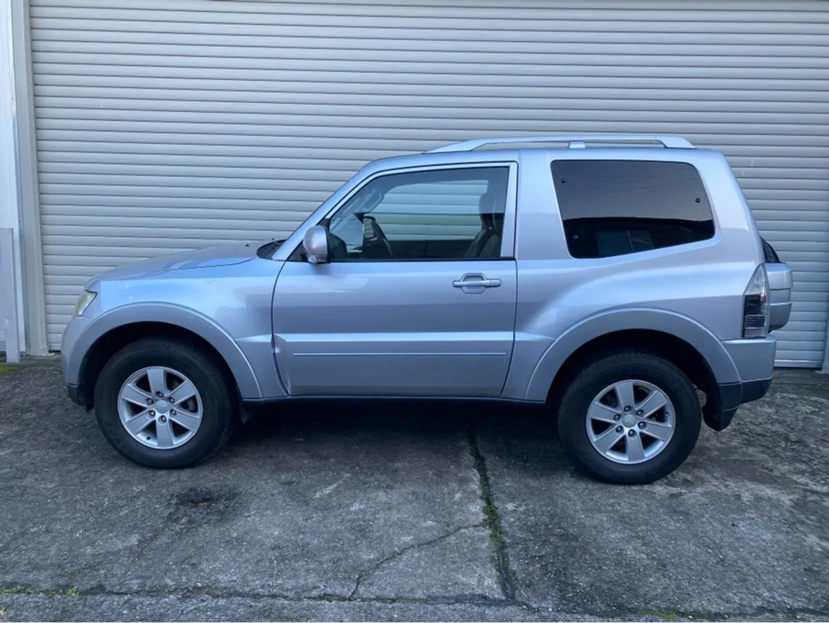 Mitsubishi Pajero Shogun SWB 3.2 Auto Commercial@ - Image 3