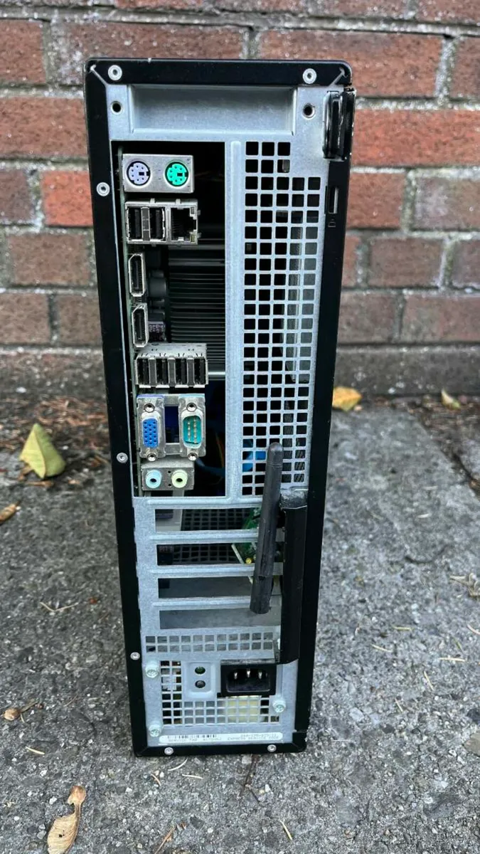 Dell OptiPlex 7010 Desktop - Image 3
