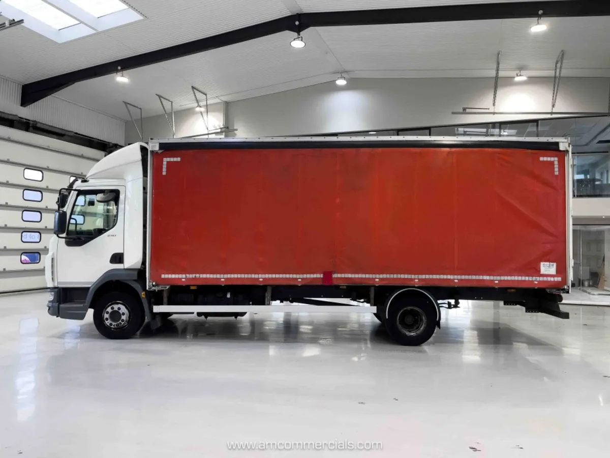 2018 (68) DAF LF 210 CURTAIN SIDE 12 TONNE - Image 4