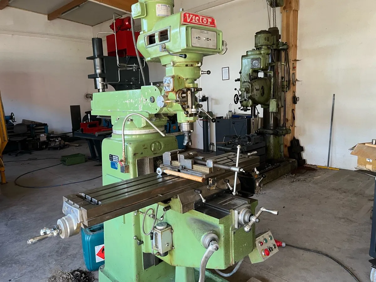 Milling machine - Image 1